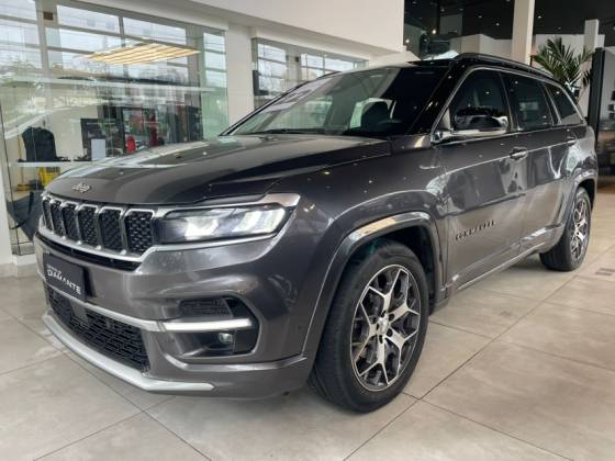 JEEP COMMANDER 1.3 T270 TURBO FLEX OVERLAND AT6